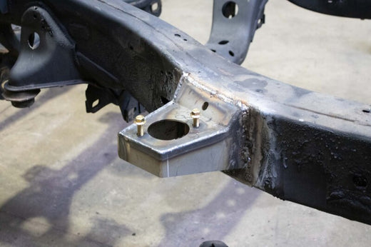 05-15 Toyota Tacoma Access Cab Crew Cab Front Body Mount Right